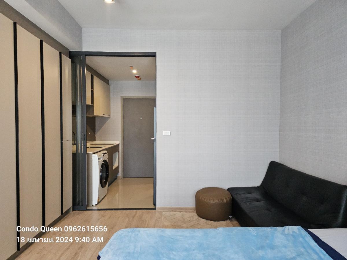 ให้เช่าคอนโดพระราม 9 เพชรบุรีตัดใหม่ RCA : Condo for RENT ** Ideo Rama 9 -Asoke  ห้องกว้าง 27 ตรม.  พร้อมอยู่@16,000  ห้องจริงพร้อมให้เข้าชมค่ะ โทรเลย  0962615656ห้องกว้าง 27 ตรม.   พร้อมอยู่ Location : Rama 9Rental Price : 16,000 BahtCondominium near MRT : Rama 9 StationCondominium Unit Size : 27