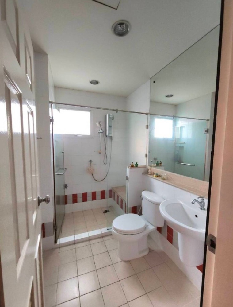 ขายบ้านนวมินทร์ รามอินทรา : S-SSVR101 ขาย บ้านเดี่ยว หมู่บ้านเศรษฐสิริ วงแหวน-รามอินทรา 2 ชั้น ทิศเหนือ พื้นที่ 53ตร.ว. พื้นที่ใช้สอย 160 ตร.ม. 3นอน 3น้ำ 4.9 ล้าน 064-959-8900