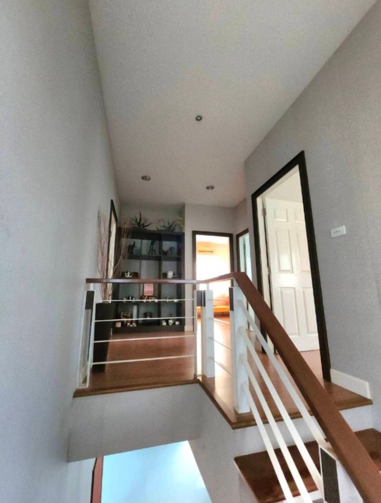 ขายบ้านนวมินทร์ รามอินทรา : S-SSVR101 ขาย บ้านเดี่ยว หมู่บ้านเศรษฐสิริ วงแหวน-รามอินทรา 2 ชั้น ทิศเหนือ พื้นที่ 53ตร.ว. พื้นที่ใช้สอย 160 ตร.ม. 3นอน 3น้ำ 4.9 ล้าน 064-959-8900