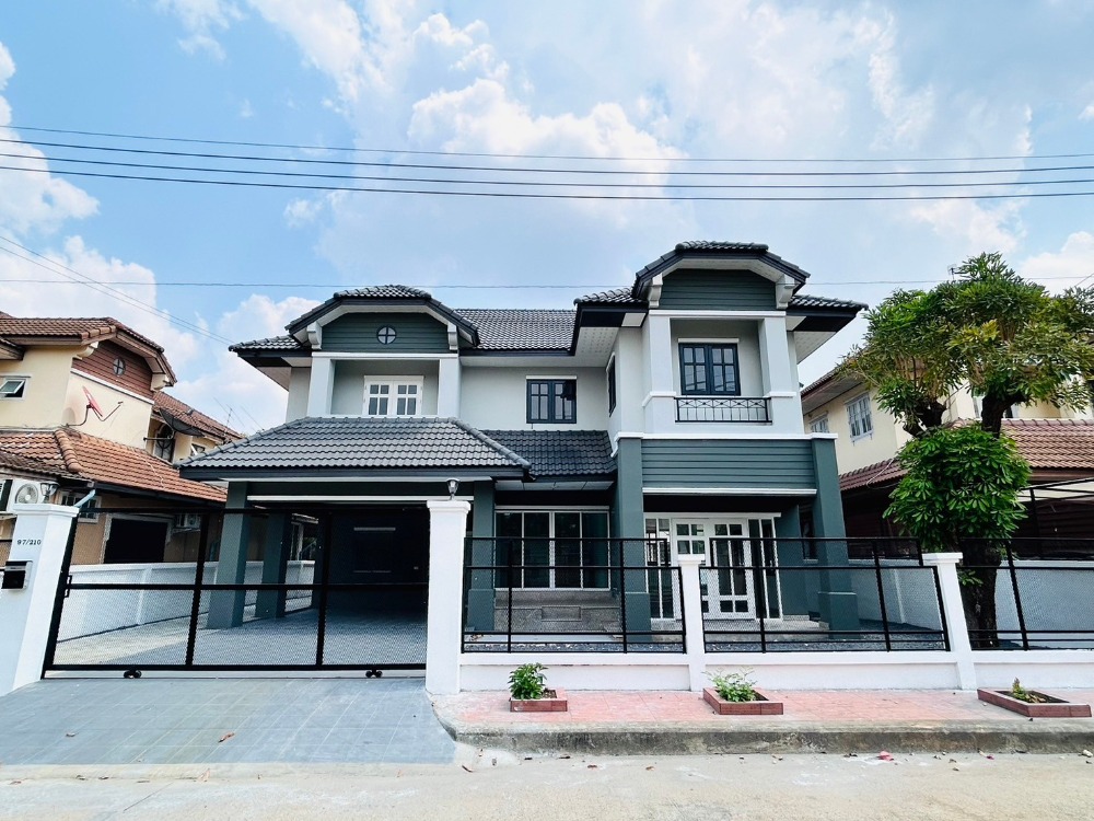 For SaleHousePathum Thani,Rangsit, Thammasat : Single house for sale, newly renovated, ready to move in.