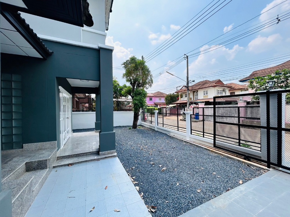 For SaleHousePathum Thani,Rangsit, Thammasat : Single house for sale, newly renovated, ready to move in.