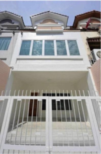 ขายทาวน์โฮมนวมินทร์ รามอินทรา : S-TPV101 หมู่บ้านเพลินวิภา ใกล้เรียบด่วนเอกมัย-รามอินทรา ขนาด 22.5ตรว. 3ชั้น หน้าบ้านทิศตะวันออกเฉียงใต้  พื้นที่ใช้สอย 200ตรม. 4นอน 3น้ำ 3.89 ล้าน 064-959-8900