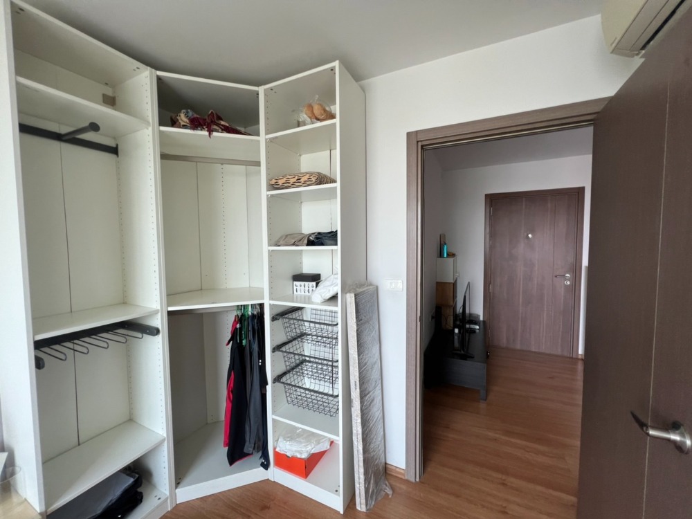 For SaleCondoOnnut, Udomsuk : The Base Sukhumvit77 1b1b 2.39MB Special Price Tel : 0635925888