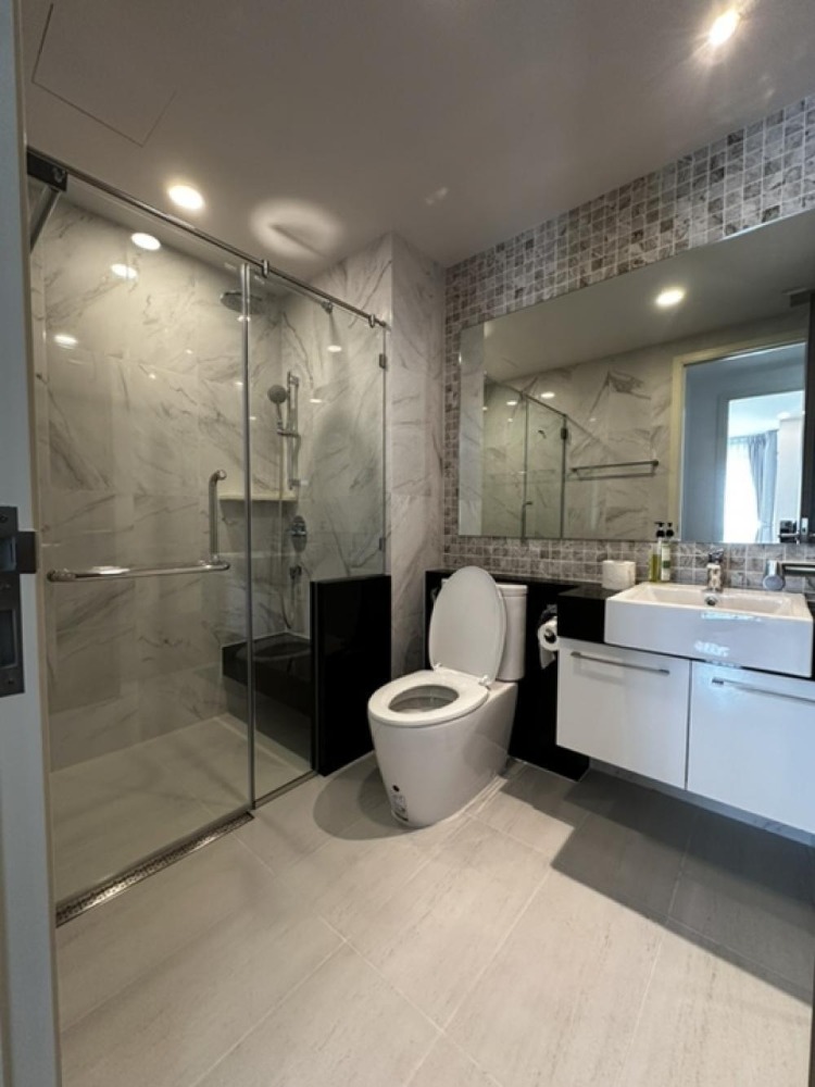 For RentCondoWongwianyai, Charoennakor : ✅ SPCN105 ✅ Line : @p2nproperty