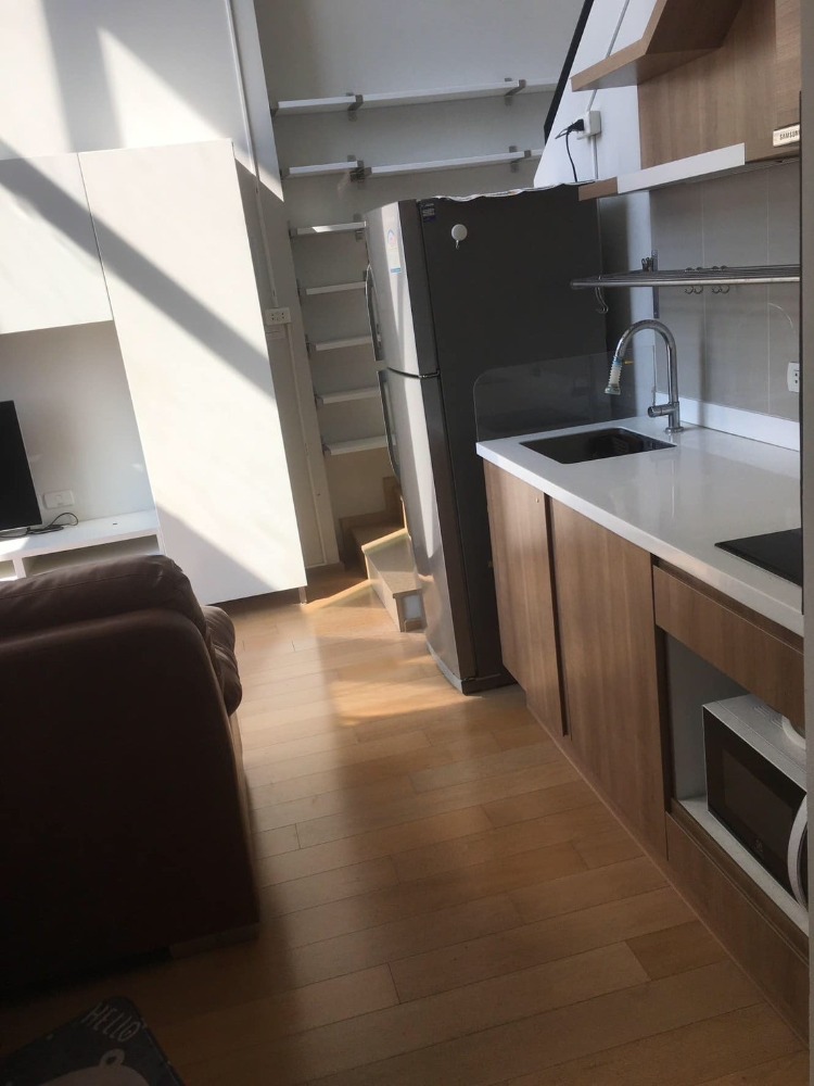 ขายคอนโดโชคชัย4 ลาดพร้าว71 : S-LCC102  ขายคอนโด ลุมพินี วิลล์ ลาดพร้าว โชคชัย4, ชั้น 14 ตึกบี 28.61 ตรม. 1นอน 1น้ำ 2 ล้าน 064-959-8900