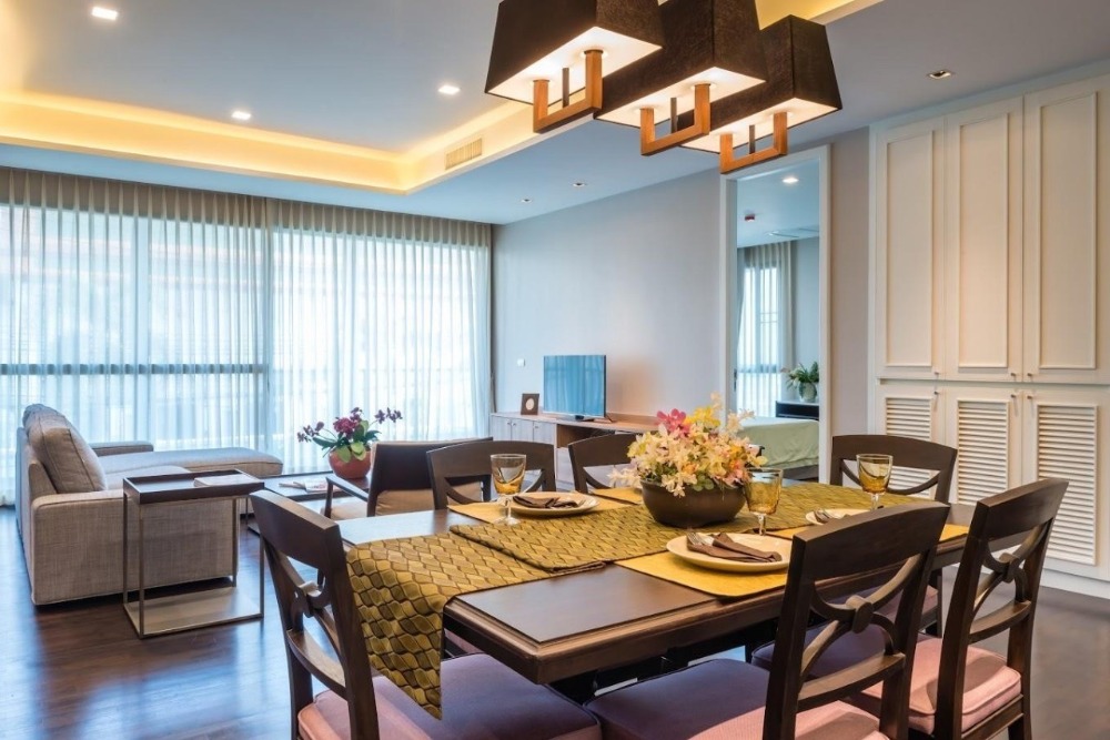 For RentCondoWitthayu, Chidlom, Langsuan, Ploenchit : ✨Apartment for rent ✨Soi Ruamrudee, close to Redemptorist Church / Benjakiti Forest Park-Lumpini Park, only 440 meters.
