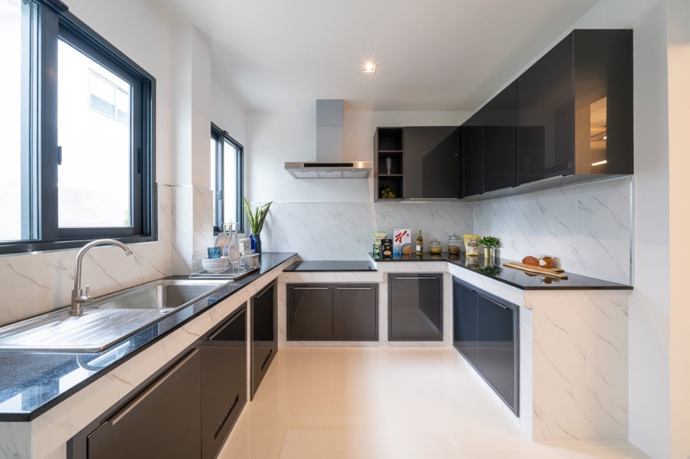 ขายบ้านมีนบุรี-ร่มเกล้า : 🔥🔥 𝐅𝐎𝐑 𝐒𝐀𝐋𝐄 แปลงสุดท้าย ใกล้คลับเฮ้าส์+++  𝐓𝐡𝐞 𝐂𝐢𝐭𝐲 พระราม 𝟗 รามคำแหง , 𝟒𝐁𝐞𝐝𝐬, 𝟓𝐁𝐚𝐭𝐡𝐬, 𝟑 𝐏𝐚𝐫𝐤𝐢𝐧𝐠, 𝟐𝟕𝟓𝐬𝐪𝐦., 𝐏𝐫𝐢𝐜𝐞 𝟏𝟗.𝟗𝟗𝐦𝐛  ☎️ 𝟎𝟗𝟓𝟗𝟒𝟏𝟓𝟗𝟗𝟗