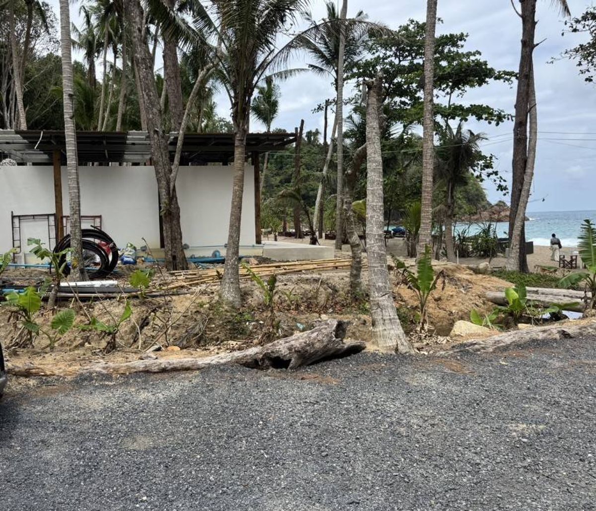 ขายที่ดินภูเก็ต : ขายที่ดินติดทะเล ภูเก็ตBanana Beach