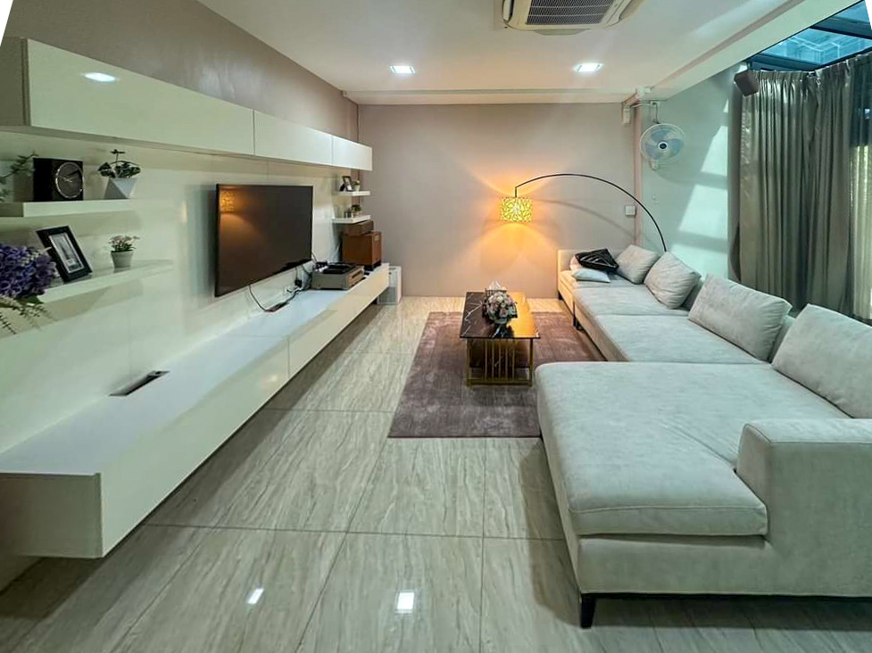 ขายบ้านพัฒนาการ ศรีนครินทร์ : มัณฑนา พระราม 9 - ศรีนครินทร์ / 4 ห้องนอน (ขายพร้อมผู้เช่า), Manthana Rama 9 - Srinakarin / Detached House 4 Bedrooms (SALE WITH TENANT) BZD081