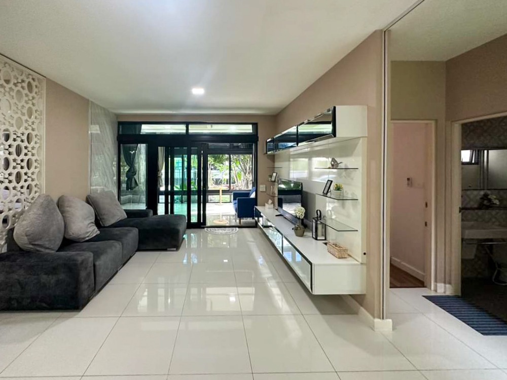 ขายบ้านพัฒนาการ ศรีนครินทร์ : มัณฑนา พระราม 9 - ศรีนครินทร์ / 4 ห้องนอน (ขายพร้อมผู้เช่า), Manthana Rama 9 - Srinakarin / Detached House 4 Bedrooms (SALE WITH TENANT) BZD081