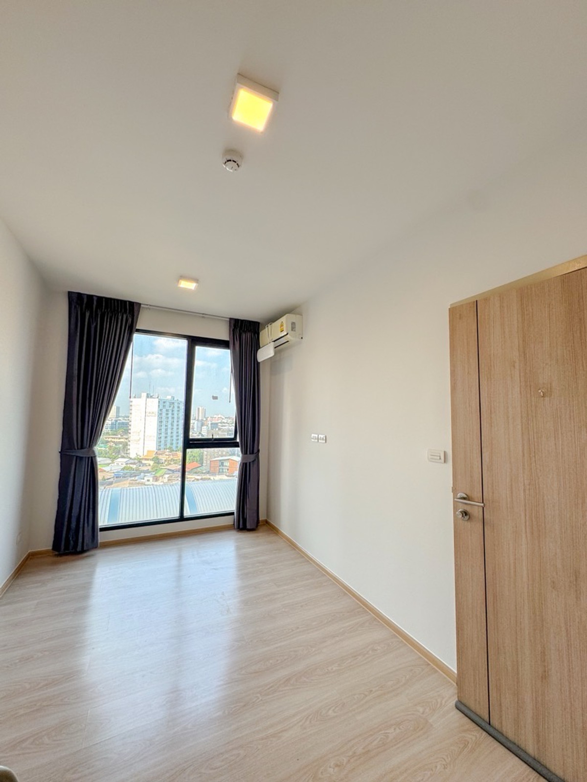 ขายคอนโดรัตนาธิเบศร์ สนามบินน้ำ พระนั่งเกล้า : ขายห้อง ยูนิโอ เอช ติวานนท์ 