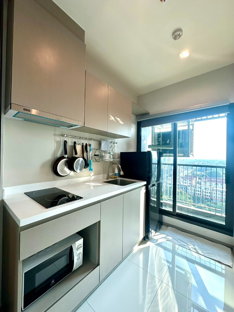 ขายคอนโดอ่อนนุช อุดมสุข : ขายคอนโด  1 bed ใกล้สถานี BTS บางจาก สภาพมือหนึ่ง ตกแต่งสวย พร้อมอยู่  ราคาลดพิเศษ