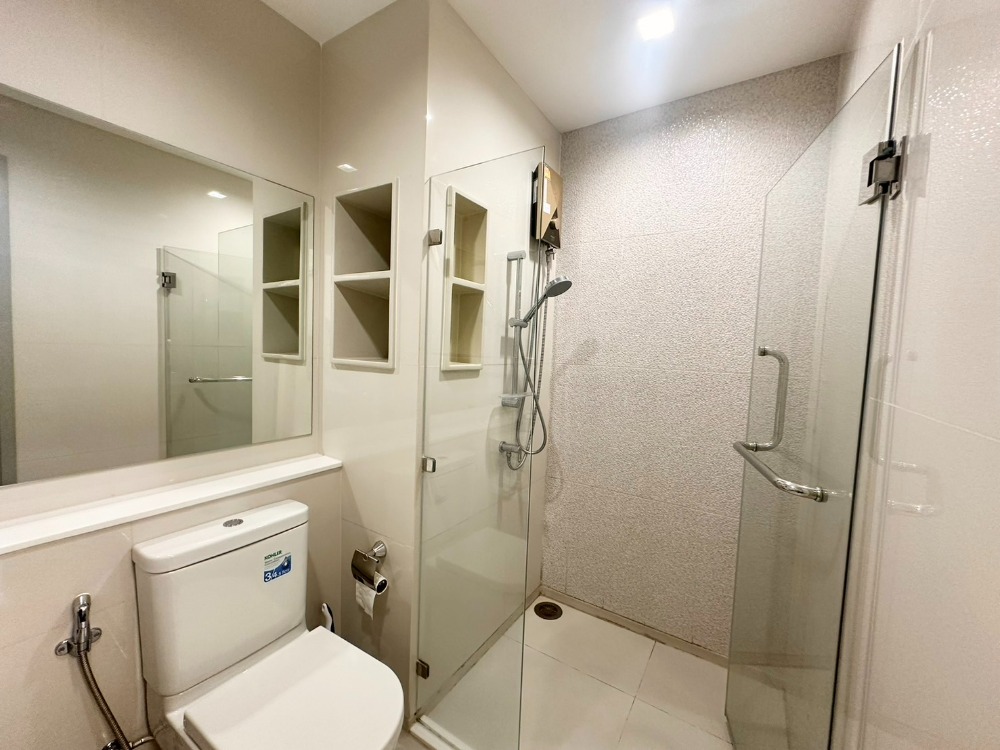 ขายคอนโดอ่อนนุช อุดมสุข : ขายคอนโด  1 bed ใกล้สถานี BTS บางจาก สภาพมือหนึ่ง ตกแต่งสวย พร้อมอยู่  ราคาลดพิเศษ