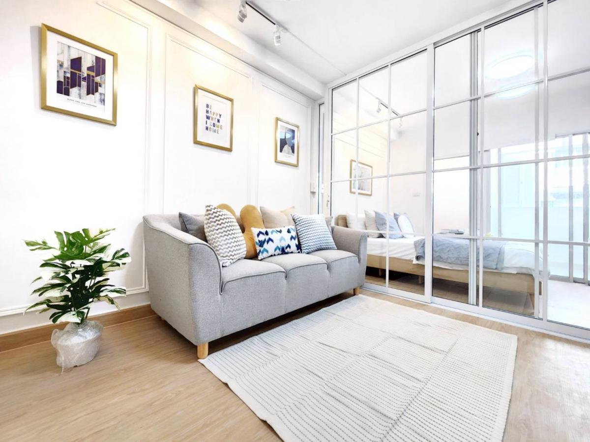 ขายคอนโดรัชดา ห้วยขวาง : 📍📍คอนโดพร้อมอยู่ ✨️จัดเต็มด้วยเฟอร์นิเจอร์และเครื่องใช้ไฟฟ้า✨️ทำเลรัชดา ใกล้ถนนใหญ่ ใกล้รถไฟฟ้า ใกล้ทางด่วน