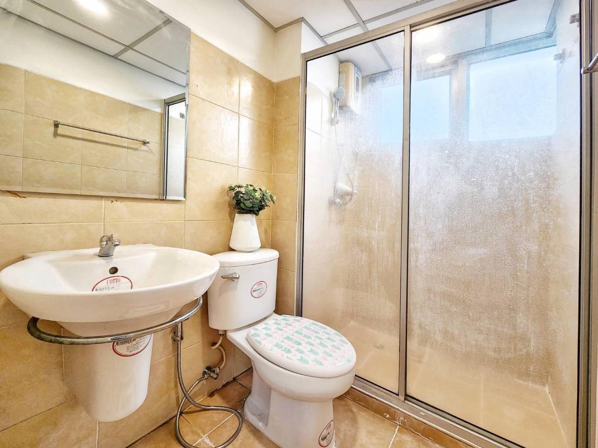 ขายคอนโดรัชดา ห้วยขวาง : 📍📍คอนโดพร้อมอยู่ ✨️จัดเต็มด้วยเฟอร์นิเจอร์และเครื่องใช้ไฟฟ้า✨️ทำเลรัชดา ใกล้ถนนใหญ่ ใกล้รถไฟฟ้า ใกล้ทางด่วน