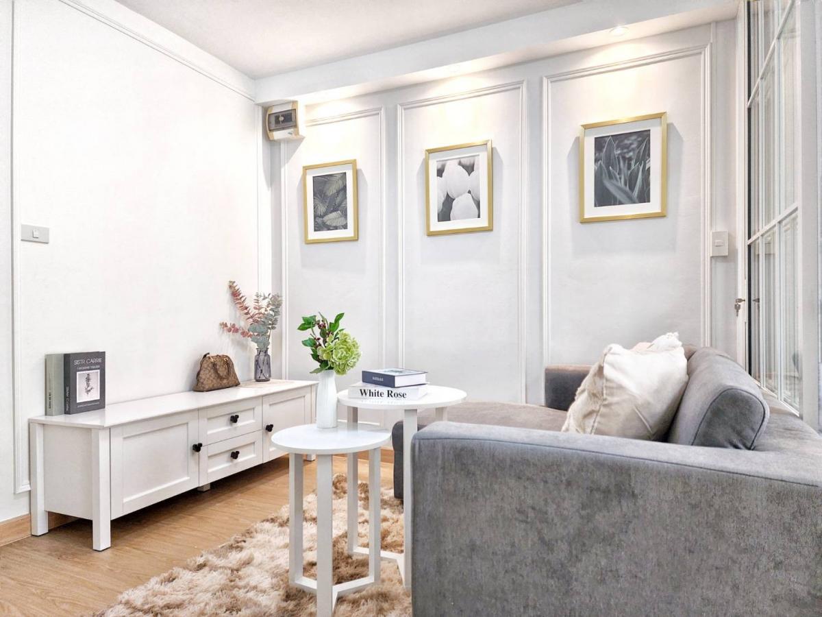 ขายคอนโดรัชดา ห้วยขวาง : 📍📍คอนโดพร้อมอยู่ ✨️จัดเต็มด้วยเฟอร์นิเจอร์และเครื่องใช้ไฟฟ้า✨️ทำเลรัชดา ใกล้ถนนใหญ่ ใกล้รถไฟฟ้า ใกล้ทางด่วน