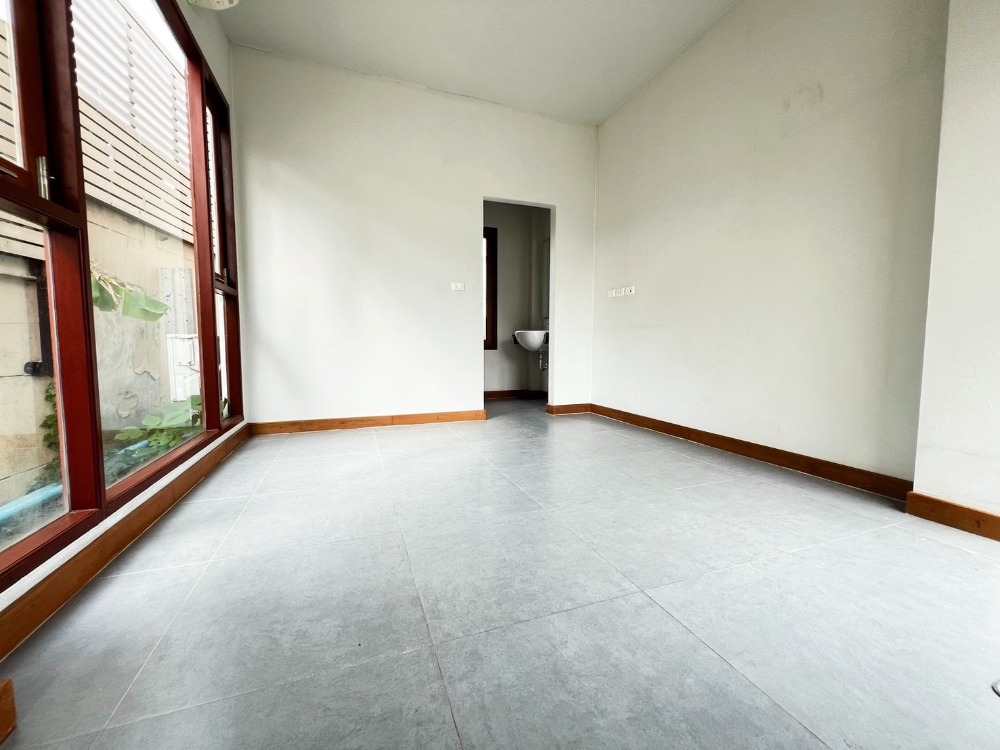 ขายบ้านพระราม 2 บางขุนเทียน : ขาย บ้านเดี่ยว 3 ชั้น 92 ตรว. หลังมุม ซอยบางกระดี่ 1 บางขุนเทียน 5 นอน 5 น้ำ บ้านสวย พื้นที่เยอะ สภาพเยี่ยม