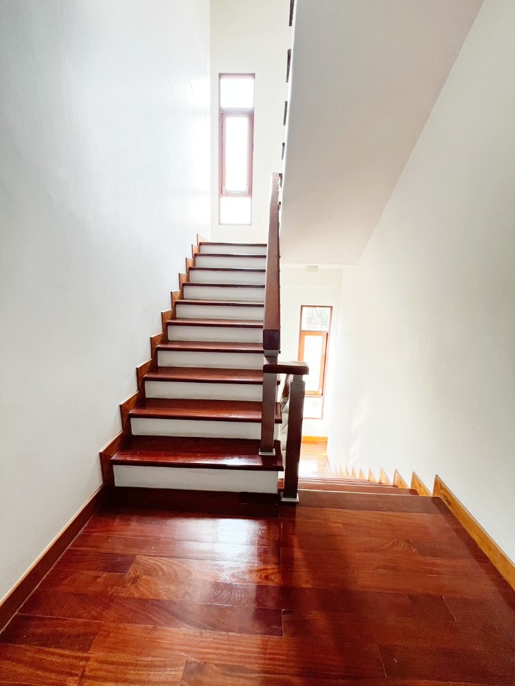 ขายบ้านพระราม 2 บางขุนเทียน : ขาย บ้านเดี่ยว 3 ชั้น 92 ตรว. หลังมุม ซอยบางกระดี่ 1 บางขุนเทียน 5 นอน 5 น้ำ บ้านสวย พื้นที่เยอะ สภาพเยี่ยม