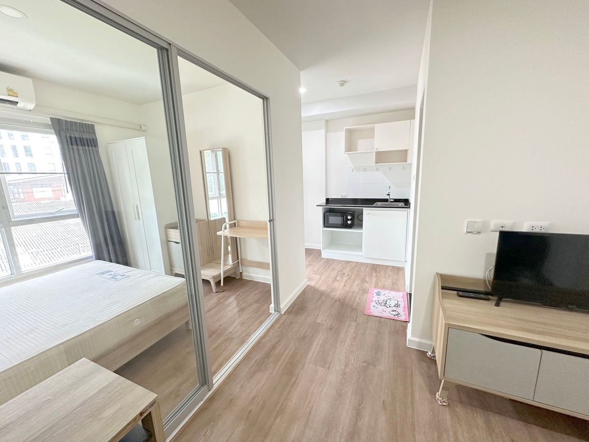 ให้เช่าคอนโดบางนา แบริ่ง ลาซาล : ให้เช่า Deco Condominium (เดคโค่ คอนโด) เดินขึ้นรถไฟฟ้า BTS สถานีแบริ่งได้ (ห่าง 300 เมตร) ซอยสุขุมวิท 70/5 พร้อมเฟอร์นิเจอร์ เครื่องใช้ไฟฟ้าครบ