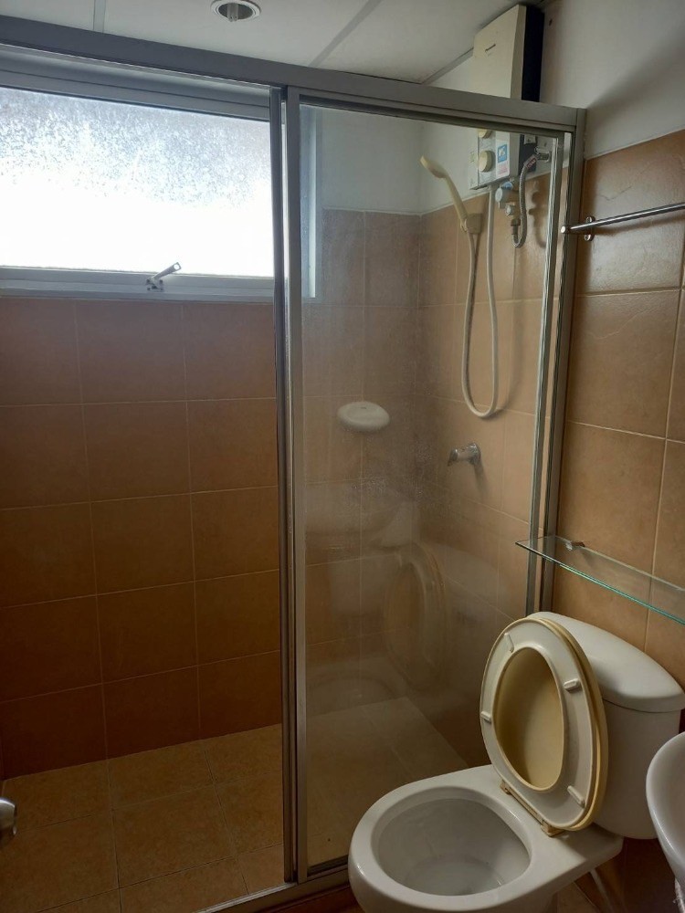 For SaleCondoPattanakan, Srinakarin : S-SPS106 Condo for sale Supalai Park Srinakarin Building B 21 floor, South view 37 sq.m. Studio 1 bathroom 1.35 million 064-959-8900