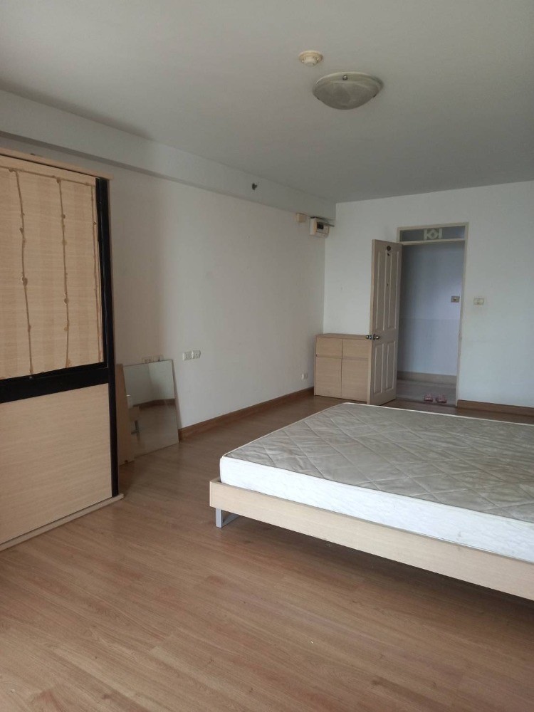 For SaleCondoPattanakan, Srinakarin : S-SPS106 Condo for sale Supalai Park Srinakarin Building B 21 floor, South view 37 sq.m. Studio 1 bathroom 1.35 million 064-959-8900