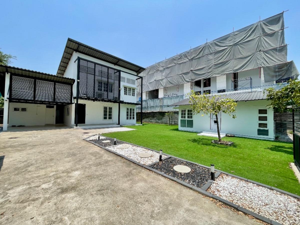 ให้เช่าโฮมออฟฟิศนวมินทร์ รามอินทรา : ให้เช่า โฮมออฟฟิศรามอินทรา, ใกล้รถไฟฟ้า BTS สายสีชมพู 100 เมตร, ที่จอดรถ 7 คัน, จดทะเบียนบริษัทได้, เช่าทำธุรกิจเชิงพาณิชย์ได้