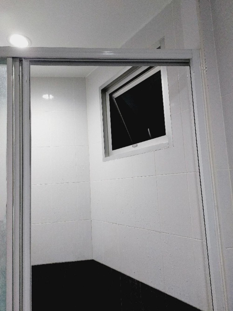 For SaleCondoPattanakan, Srinakarin : S-ASK114 Condo for sale Asakarn Place Srinakarin, 8th Floor Metro view 26.3 sq.m. 1 bedroom 1 bathroom 2.1 million 095-392-5645