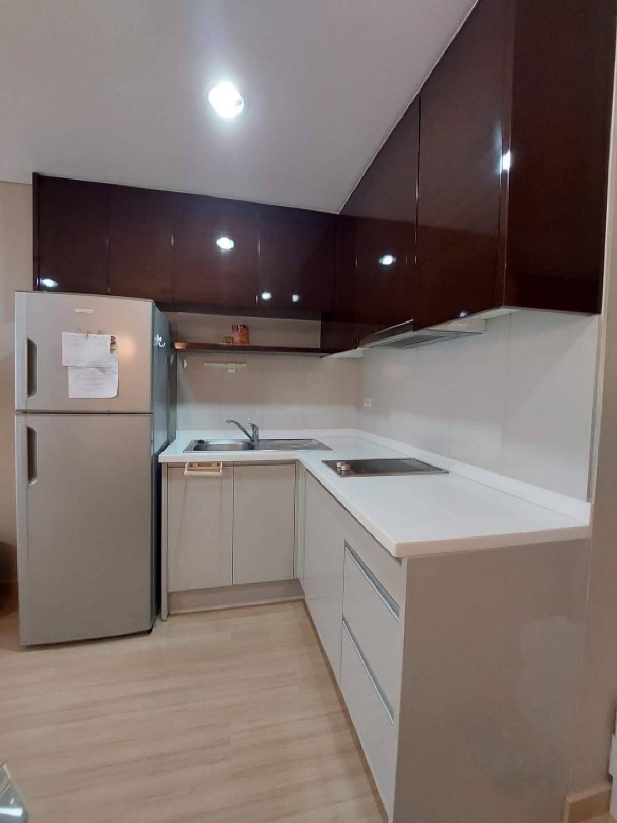 For SaleCondoRatchathewi,Phayathai : Selling The Address Pathumwan 2 bedrooms, good deals, outstanding locations, convenient to travel in many directions. With full furniture Go in immediately