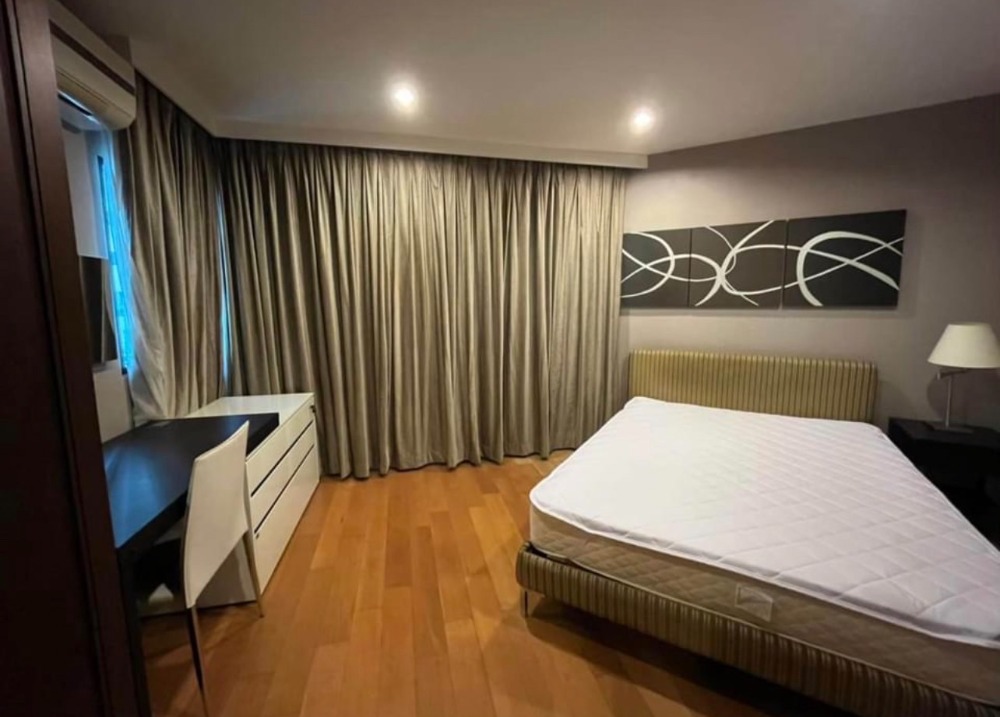 For RentCondoSathorn, Narathiwat : For rent 🔥Sathorn Gardens🔥 2 bedrooms, 2 bathrooms, fully decorated with furniture. electrical appliance