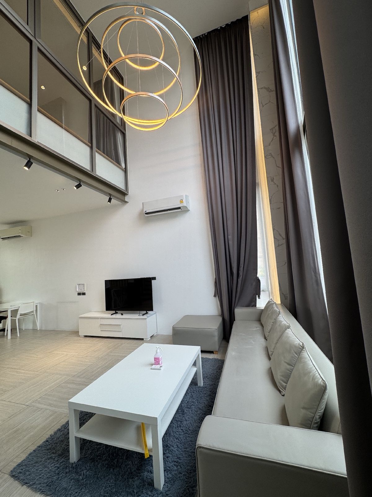 ขายทาวน์โฮมลาดพร้าว เซ็นทรัลลาดพร้าว : 🔥 ทาวน์โฮมพร้อมลิฟต์ส่วนตัว รัชดา–ลาดพร้าว | ใกล้ BTS ภาวนา | เหมาะทำโฮมออฟฟิศ 