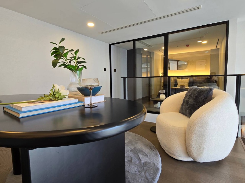 ขายคอนโดสยาม จุฬา สามย่าน : Park Origin Chula - Samyan【𝐒𝐄𝐋𝐋】🔥ห้ามพลาด!! ห้องสไตล์คอตเทจ ตกแต่งสวย วิวหลักล้าน เฟอร์นิเจอร์ครบ ส่วนกลางจัดเต็ม ตรงข้ามบรรทัดทอง รีบจองเลย 🔥ติดต่อไลน์ไอดี: @hacondo