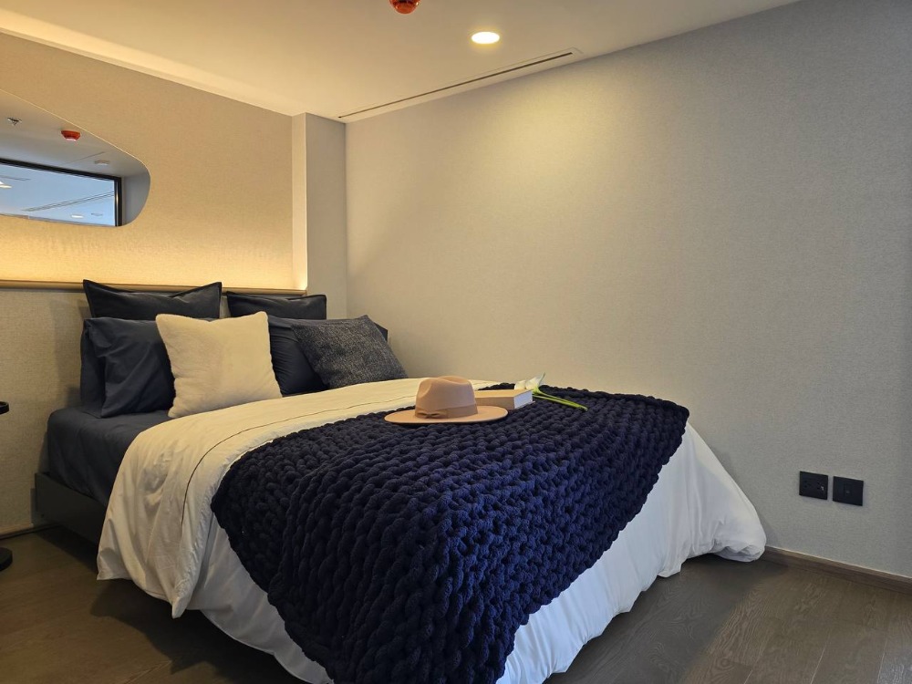 ขายคอนโดสยาม จุฬา สามย่าน : Park Origin Chula - Samyan【𝐒𝐄𝐋𝐋】🔥ห้ามพลาด!! ห้องสไตล์คอตเทจ ตกแต่งสวย วิวหลักล้าน เฟอร์นิเจอร์ครบ ส่วนกลางจัดเต็ม ตรงข้ามบรรทัดทอง รีบจองเลย 🔥ติดต่อไลน์ไอดี: @hacondo