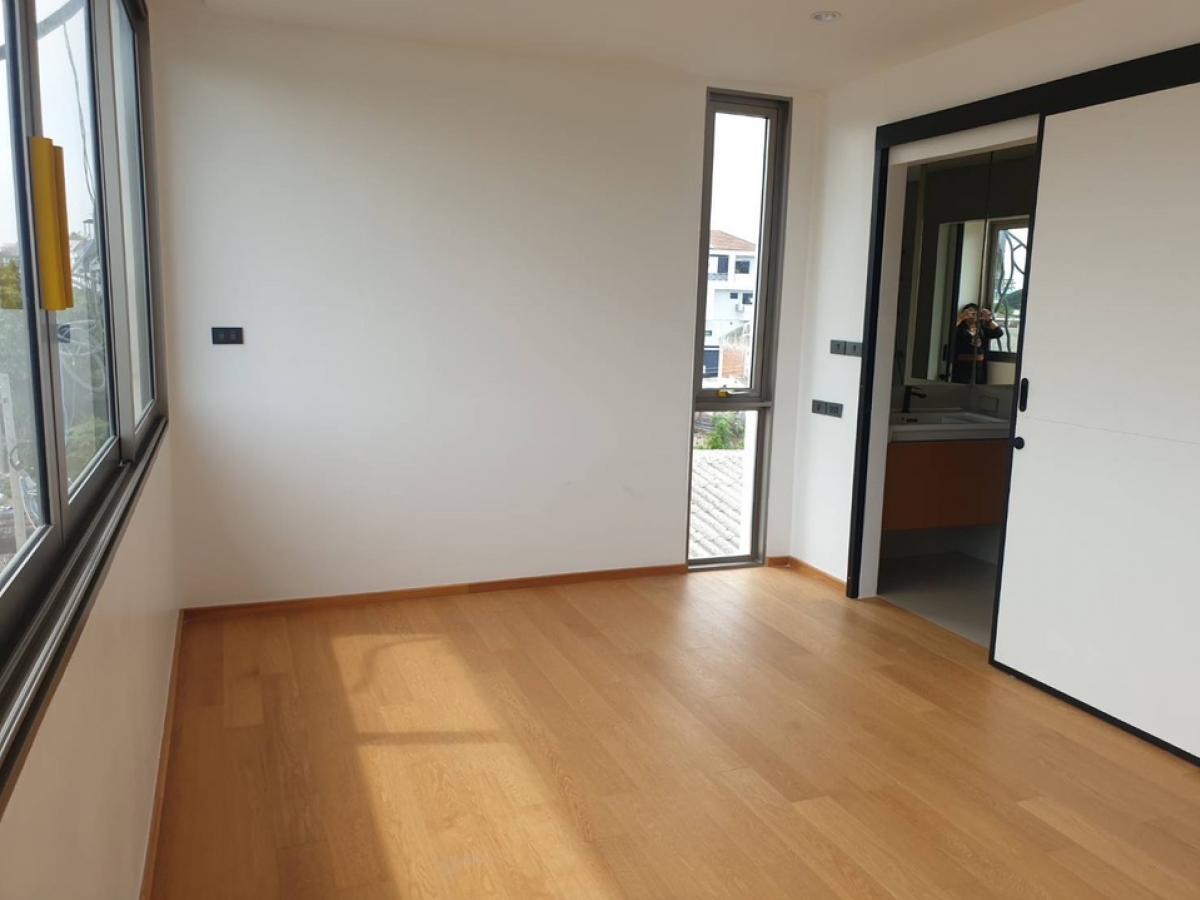 ให้เช่าทาวน์โฮมลาดพร้าว เซ็นทรัลลาดพร้าว : 🔥 ทาวน์โฮมพร้อมลิฟต์ส่วนตัว รัชดา–ลาดพร้าว | ใกล้ BTS ภาวนา | เหมาะทำโฮมออฟฟิศ 