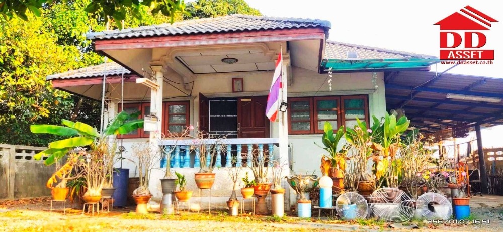 For SaleHouseSaraburi : House and land for sale, Saraburi, near Ket Phichai Wittaya School, Saraburi, 1.5 km., near the bypass road. Near the high-speed train station Property code: H8068