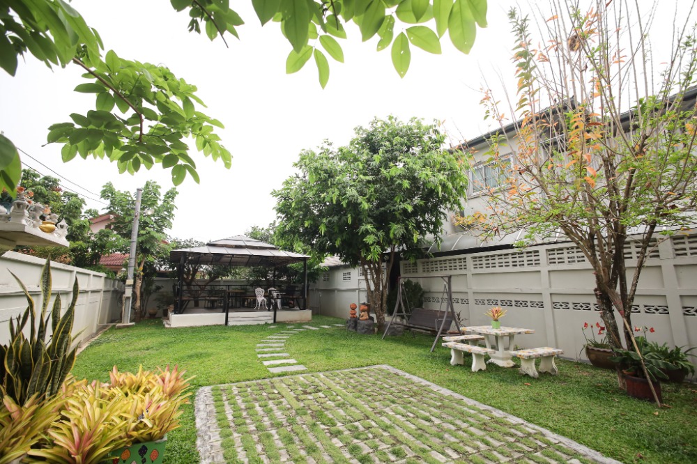 ขายบ้านเชียงราย : ขายบ้านเดี่ยว 2 ชั้น 4 ห้องนอน 4 ห้องน้ำ เนื้อที่ 144 ตารางวา