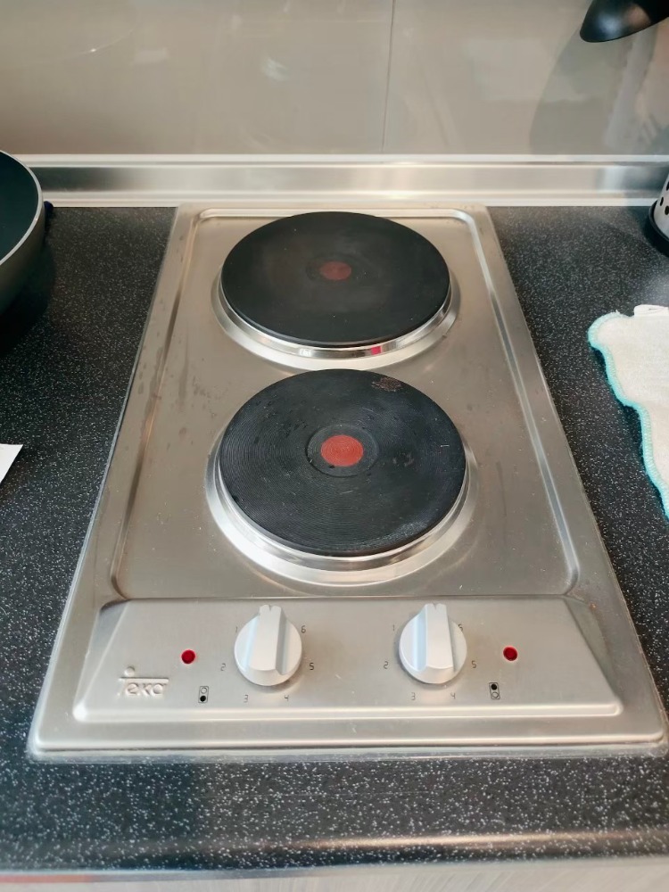 For RentCondoNonthaburi, Bang Yai, Bangbuathong : Grow Rattanathibet Grow Rattanathibet Condo with Chao Phraya River view, next to MRT Sai Ma, supports 100% parking, no need to worry about car parking.