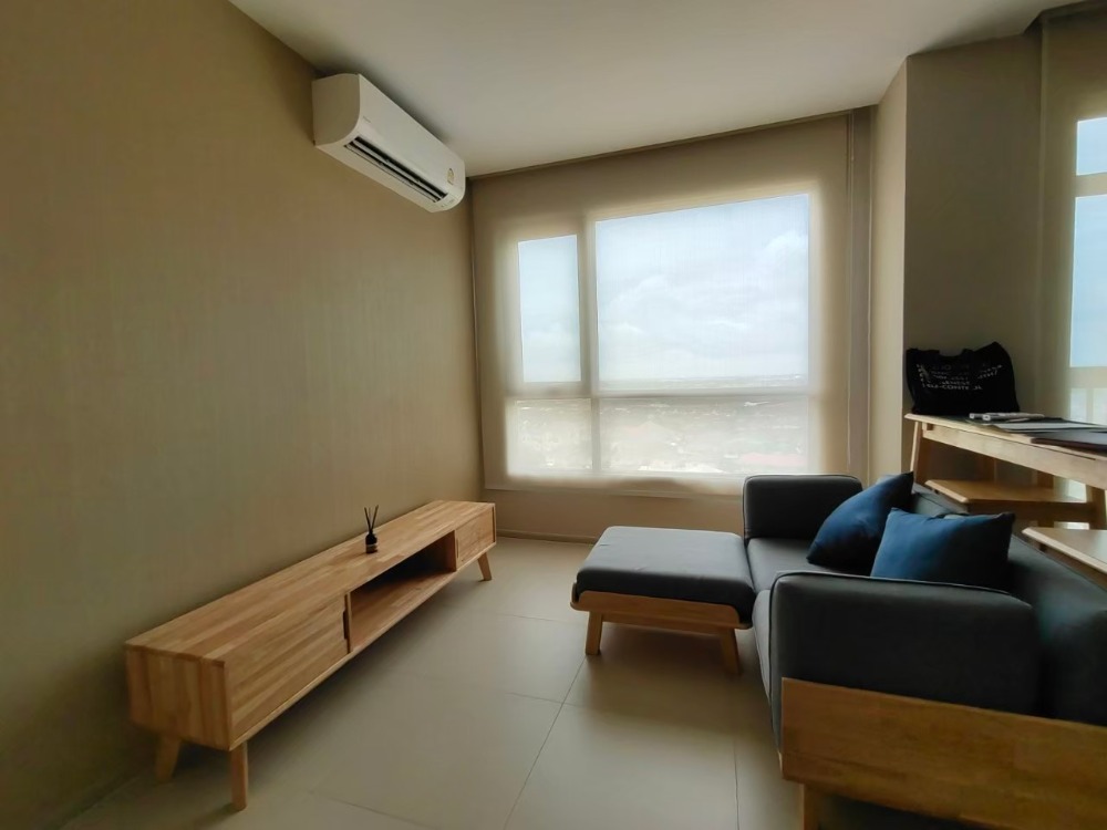 For RentCondoNonthaburi, Bang Yai, Bangbuathong : Grow Rattanathibet Grow Rattanathibet Condo with Chao Phraya River view, next to MRT Sai Ma, supports 100% parking, no need to worry about car parking.