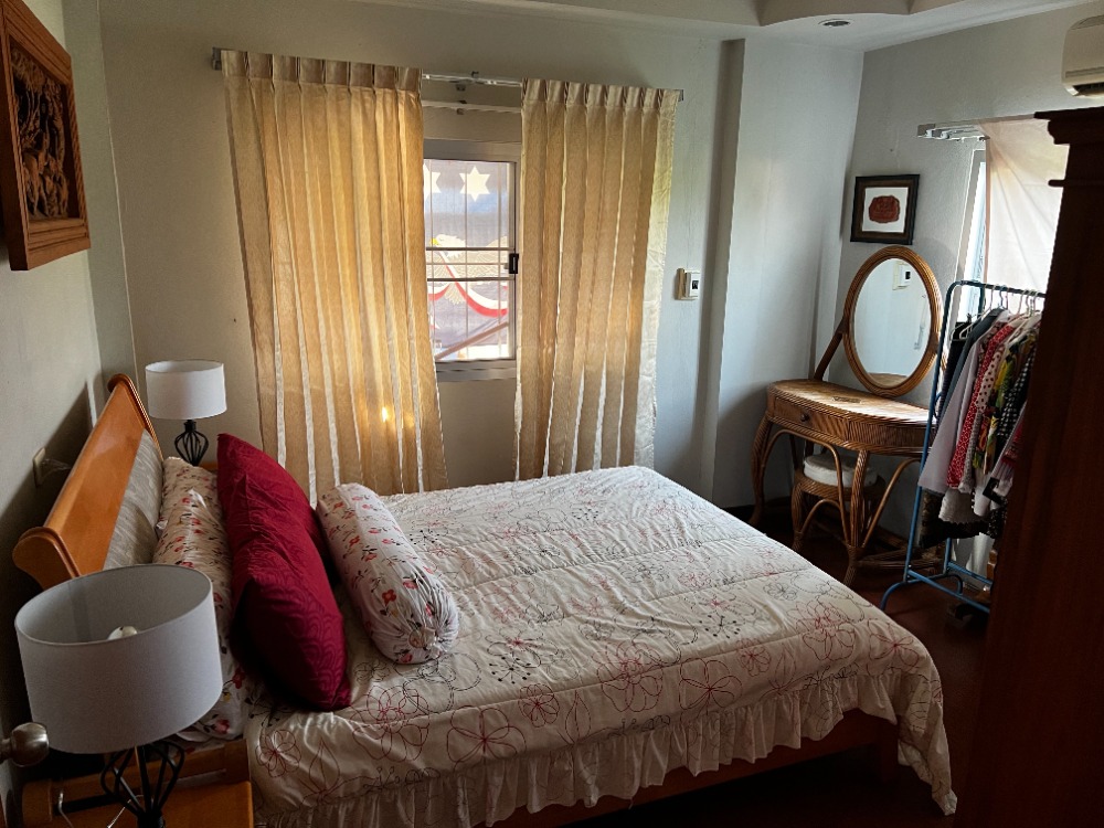 ขายบ้านเชียงราย : ขายบ้านเดี่ยว 2 ชั้น 4 ห้องนอน 4 ห้องน้ำ เนื้อที่ 144 ตารางวา