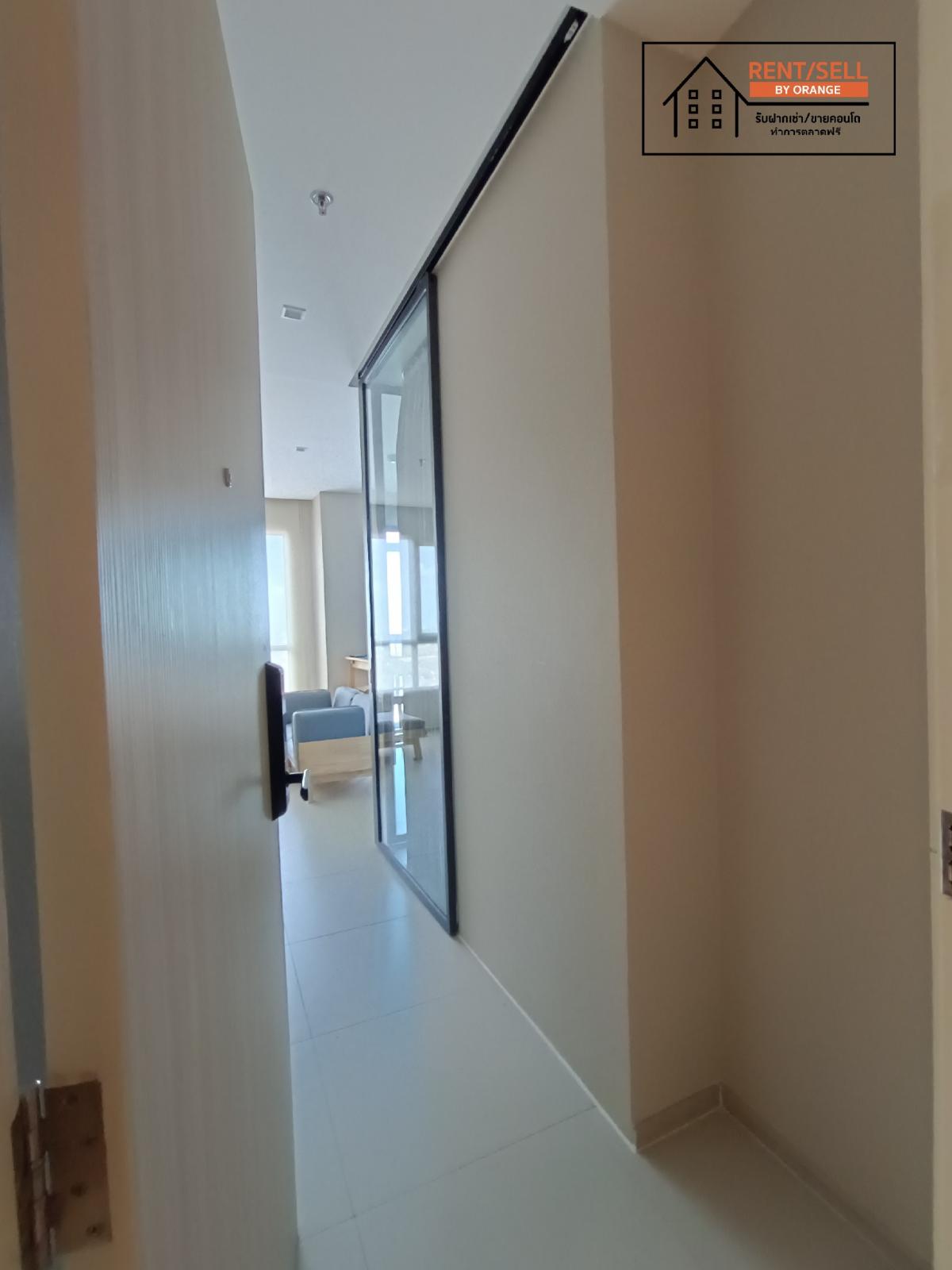 For RentCondoNonthaburi, Bang Yai, Bangbuathong : Grow Rattanathibet Grow Rattanathibet Condo with Chao Phraya River view, next to MRT Sai Ma, supports 100% parking, no need to worry about car parking.