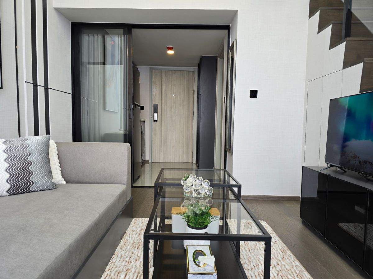 ขายคอนโดสยาม จุฬา สามย่าน : Park Origin Chula - Samyan【𝐒𝐄𝐋𝐋 & 𝐑𝐄𝐍𝐓】🔥ห้ามพลาด!! ห้องสวย ตกแต่งแล้ว เรียบหรู วิวหลักล้าน เฟอร์นิเจอร์ครบ ส่วนกลางจัดเต็ม ใกล้ MRT สามย่าน รีบทักเลย!!🔥ติดต่อไลน์ไอดี: @hacondo