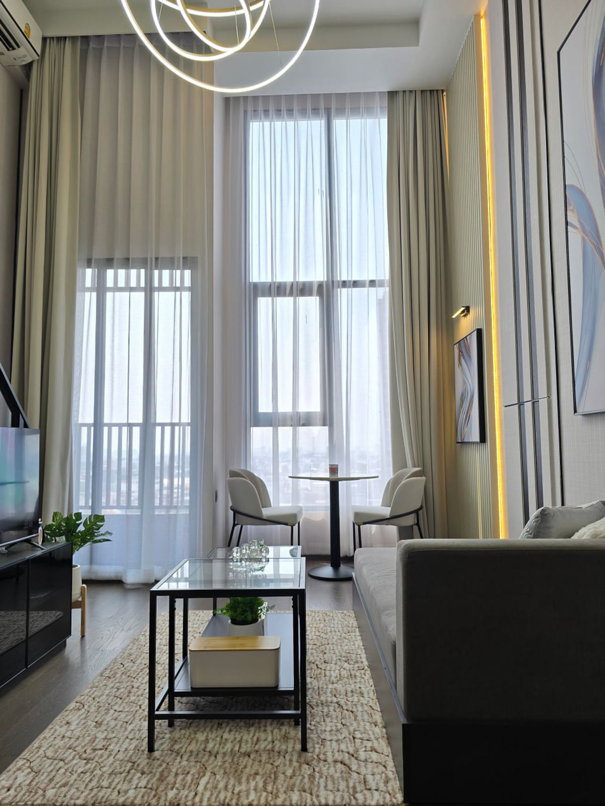 ขายคอนโดสยาม จุฬา สามย่าน : Park Origin Chula - Samyan【𝐒𝐄𝐋𝐋 & 𝐑𝐄𝐍𝐓】🔥ห้ามพลาด!! ห้องสวย ตกแต่งแล้ว เรียบหรู วิวหลักล้าน เฟอร์นิเจอร์ครบ ส่วนกลางจัดเต็ม ใกล้ MRT สามย่าน รีบทักเลย!!🔥ติดต่อไลน์ไอดี: @hacondo