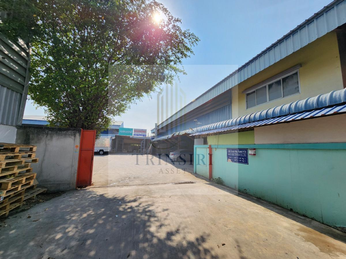 ขายโกดังเลียบทางด่วนรามอินทรา : ที่ดินเลียบด่วน 819 ตร.วา.พร้อมโกดัง 2600 ตร.ม. และสำนักงาน 240 ตร.ม.พร้อมผลตอบแทน 3.3%ทันที