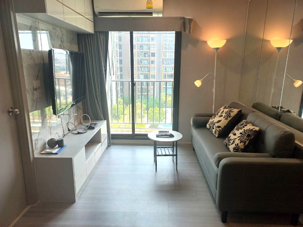 ให้เช่าคอนโดปิ่นเกล้า จรัญสนิทวงศ์ : AR290 เพิ่งให้เช่า ใกล้ลิฟท์ และ MRT พื้นที่เหลือเฟือ วิวสวย