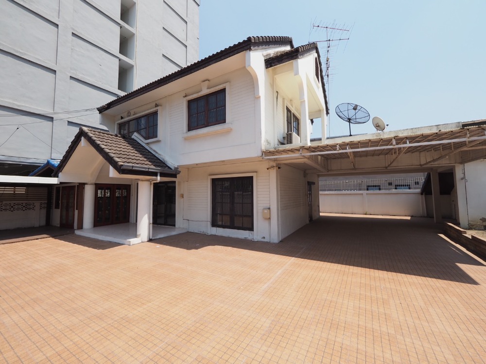 For SaleHouseChaengwatana, Muangthong : Urgent sale, 2-story detached house, 88 sq m., behind Central Chaengwattana, near the BTS Chaengwattana Station, Pak Kret 28.
