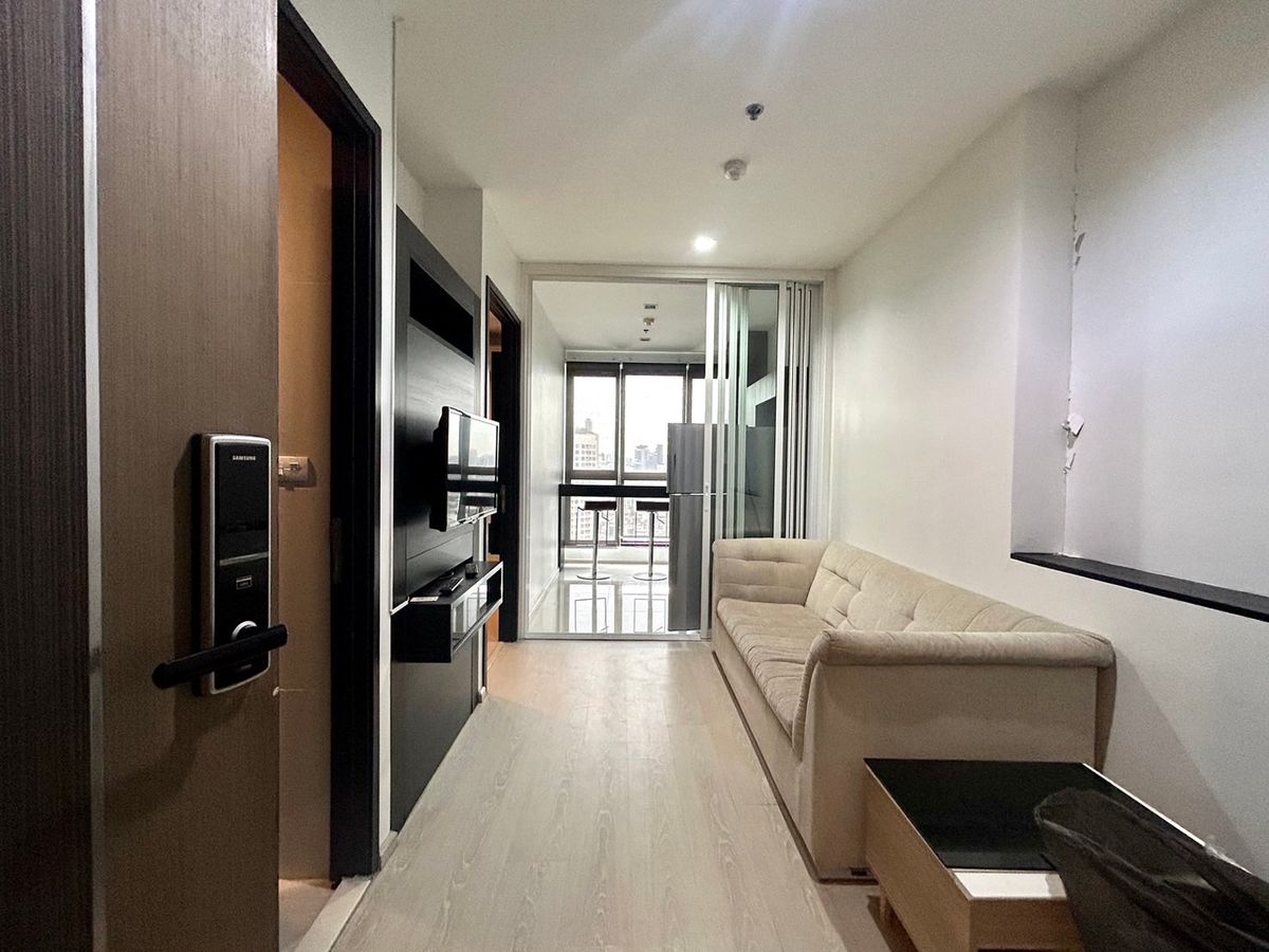 ให้เช่าคอนโดอ่อนนุช อุดมสุข : Rhythm Sukhumvit 44/1 ✨   35 ตร.ม. ✨ 📞 Line : @pukkhome (with @)