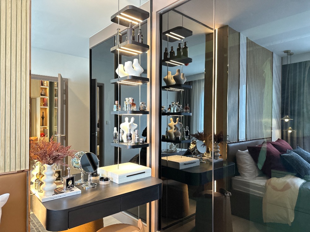 ขายคอนโดลาดพร้าว เซ็นทรัลลาดพร้าว : 🔥𝗦𝗛𝗢𝗖𝗞 𝐃𝐄𝐀𝐋🔥𝐋𝐢𝐟𝐞 𝐏𝐡𝐚𝐡𝐨𝐧-𝐋𝐚𝐝𝐩𝐫𝐚𝐨 ติด 𝐁𝐓𝐒 ห้าแยกลาดพร้าว✨ใกล้ 𝐂𝐞𝐧𝐭𝐫𝐚𝐥 ลาดพร้าว ใกล้ 𝐍𝐞𝐰 𝐂𝐞𝐧𝐭𝐫𝐚𝐥 𝐌𝐢𝐱𝐞𝐝 𝐮𝐬𝐞⭐️ เริ่ม𝟒.𝟕 ล้าน*📱𝟎𝟔𝟏-𝟒𝟓𝟎𝟎𝟗𝟒𝟒