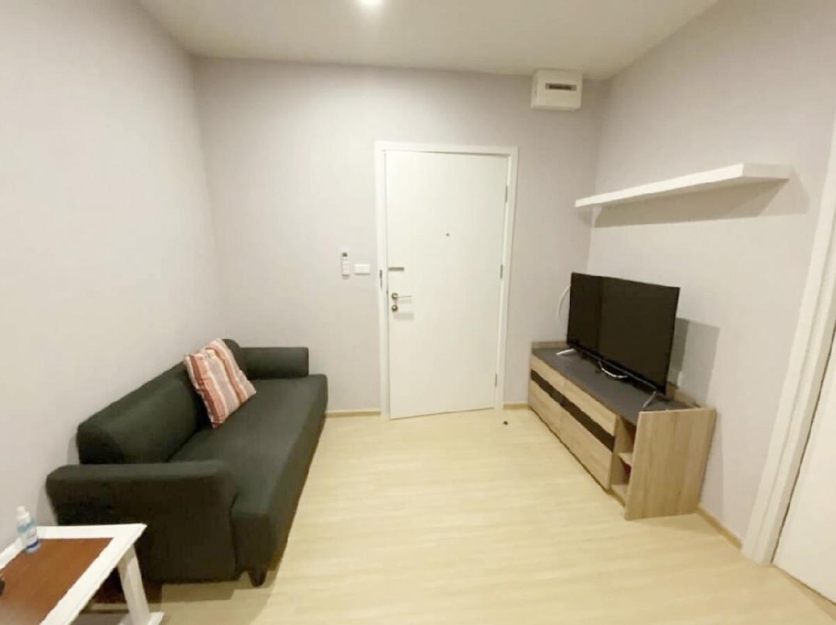 ให้เช่าคอนโดปิ่นเกล้า จรัญสนิทวงศ์ : Plum Condo Pinklao Station for rent : 1 Bedrooms size 28 sq.m. Pool View on 11st floor.With fully furnished and electrical appliances with washing machine.Just 600 m. to MRT Bangyikhan. Rental only 12,000 / M.