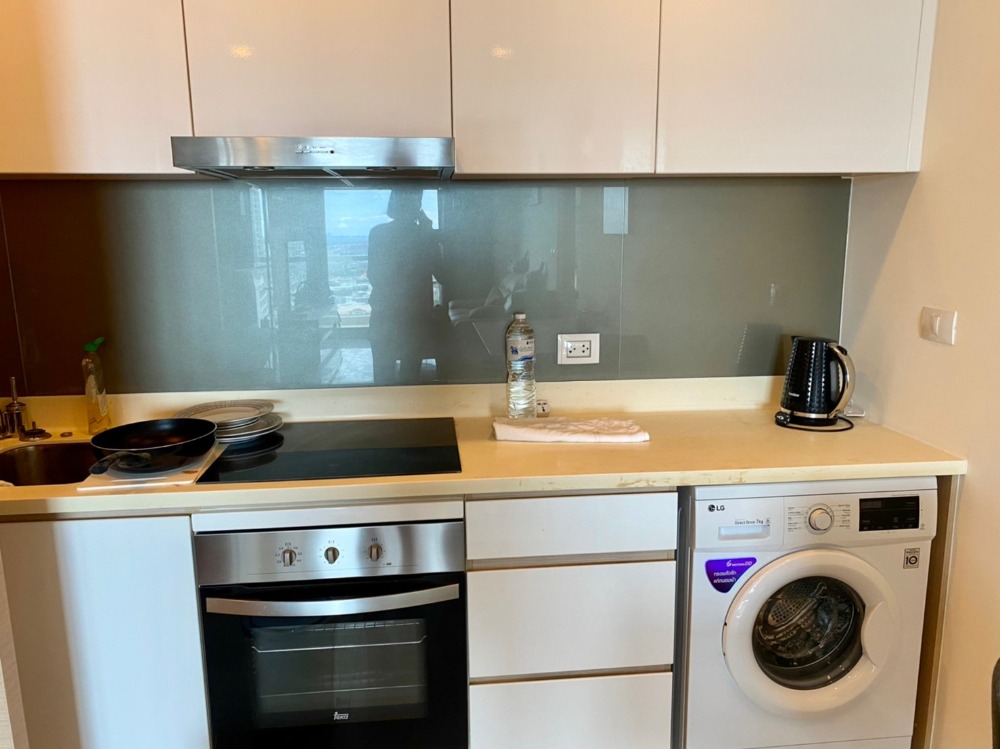 ให้เช่าคอนโดพัทยา บางแสน ชลบุรี สัตหีบ : For rent the Palm wongamat Beach Front Pattaya 2beds room side view  (S03-0961)