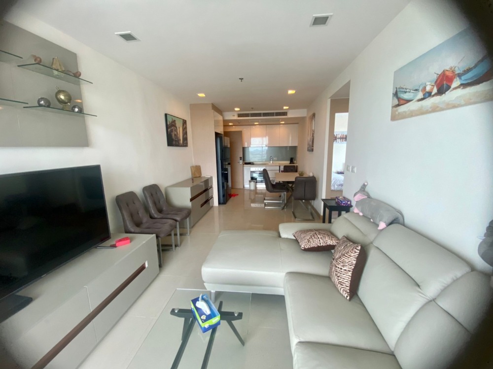 ให้เช่าคอนโดพัทยา บางแสน ชลบุรี สัตหีบ : For rent the Palm wongamat Beach Front Pattaya 2beds room side view  (S03-0961)