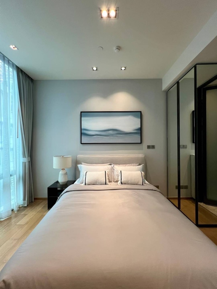 For RentCondoWitthayu, Chidlom, Langsuan, Ploenchit : For rent, 1 bedroom, new room, ready to move in. Location in the heart of the city, Chidlom Rd.